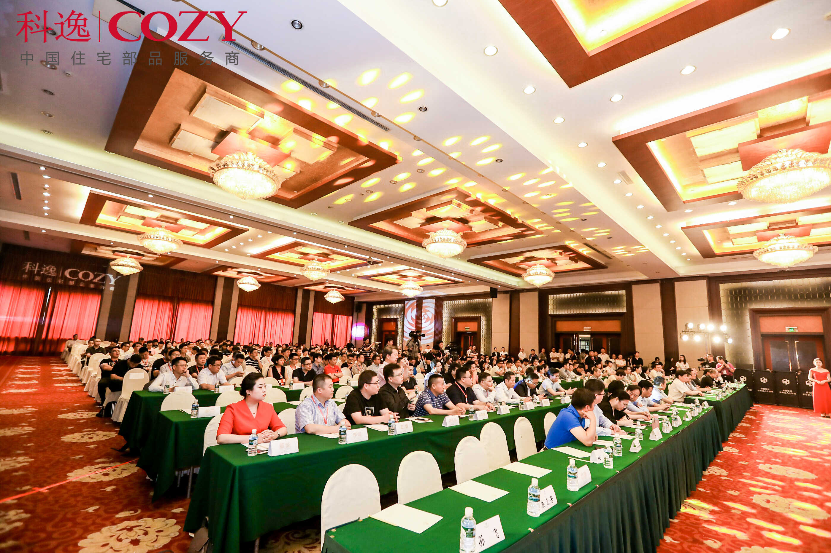 理想的年會策劃企業(yè)是如何開展單位年會策劃？